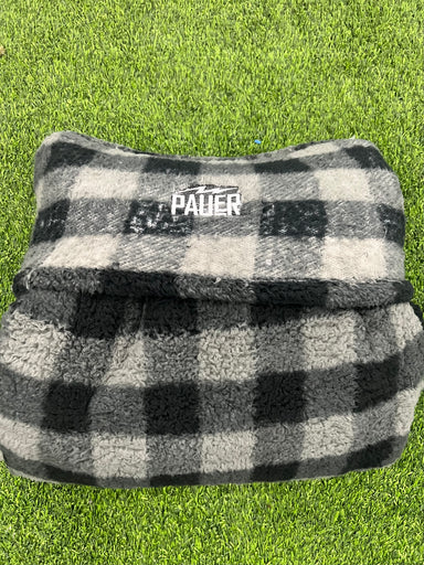 Pauer Folded Blankets